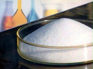 季節更替溫度變化，陰離子聚丙烯酰胺用量等需調整