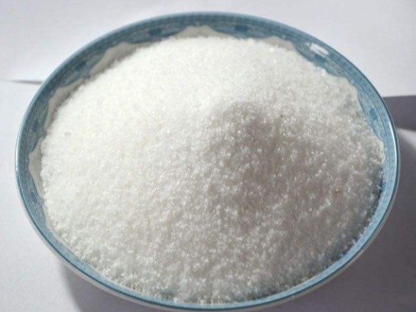 外觀爲白色顆粒的聚丙烯酰胺，如何區分？